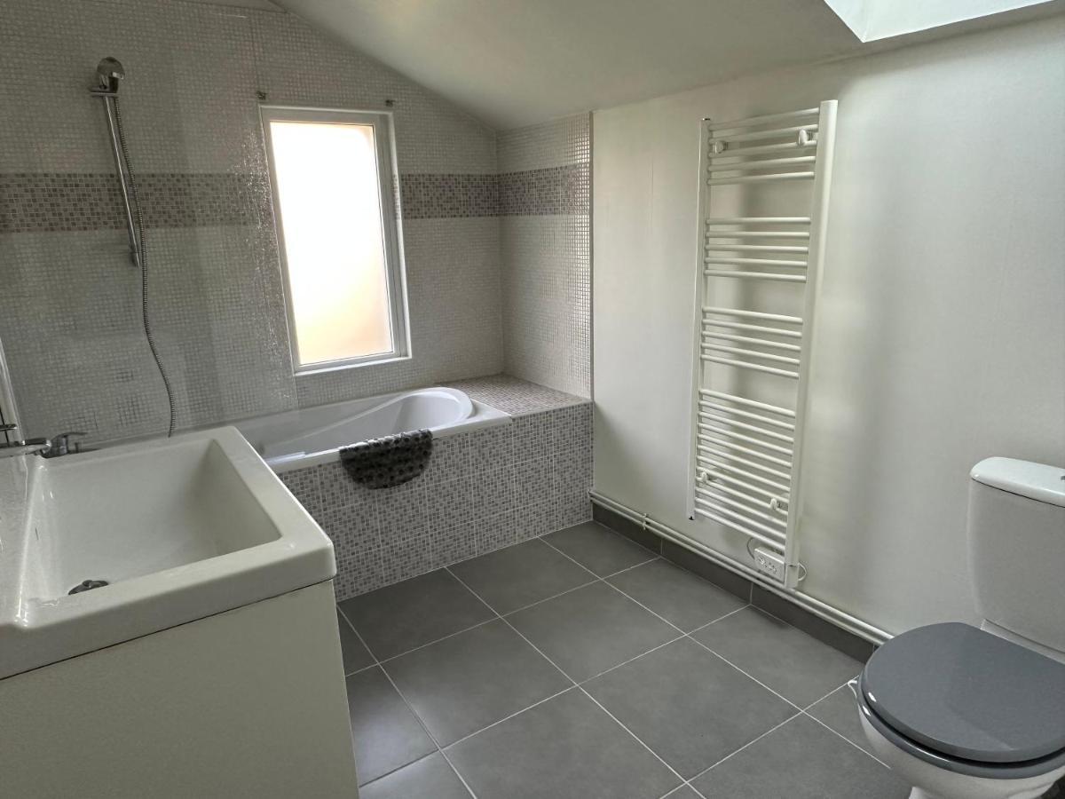 La Maison Des Declos Avec Parking Prive Bayeux Exteriér fotografie
